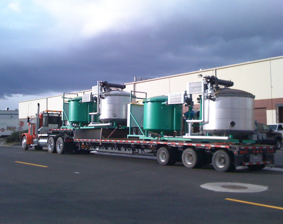  Skid mounted ClearRefining® processor design allows for easy transport.